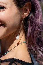 Load image into Gallery viewer, kite pearl drop earrings