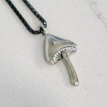 Load image into Gallery viewer, silver mushroom necklace