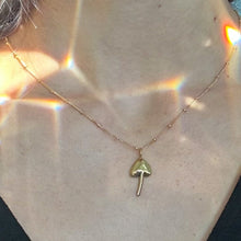 Load image into Gallery viewer, golden midi mushroom necklace