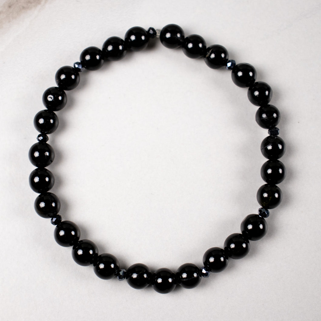 onyx + black spinel stretch bracelet
